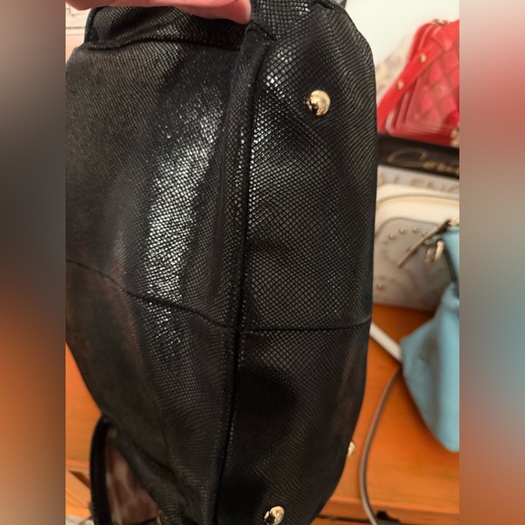 B Makowsky Black Hobo Bag GUC - Picture 15 of 16